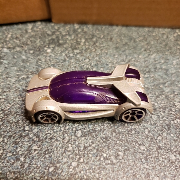 Mattel silver and purple car - Picture 2 of 4